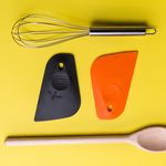 Espatula-de-Confeitaria-125x9cm-Preta-em-Silicone-Linha-Prepare