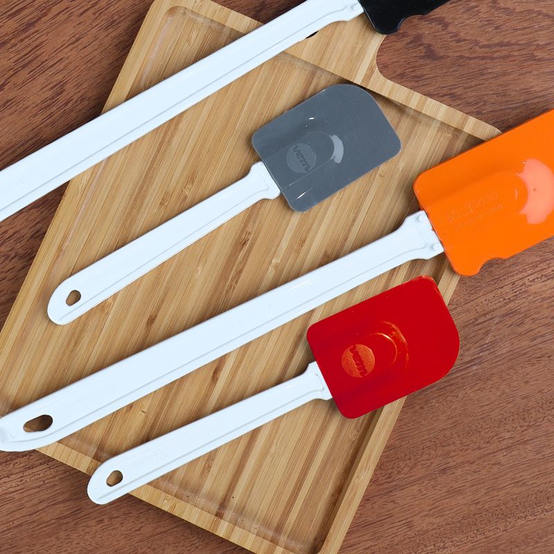 Espatula-Pao-Duro-de-Silicone-Vermelha-24cm-Linha-Platinum