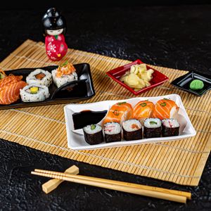 Prato Para Sushi Retangular 11,5x19,5 Branco em Polipropileno