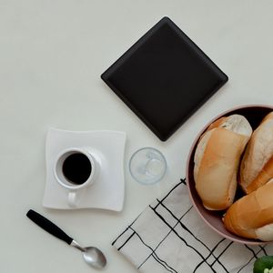 Prato Square Quadrado 13,5x13,5 Preto em Polipropileno