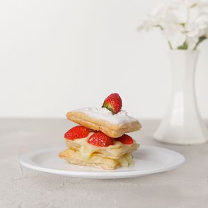 Prato Elegance de Sobremesa 19cm Branco em Polipropileno